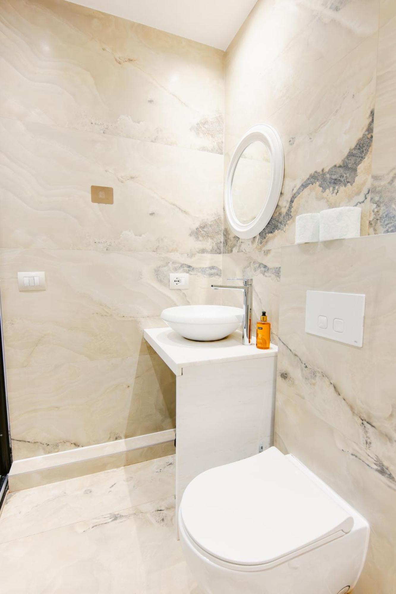 Durres Str Modern Apartments - The Nest Tirana Eksteriør billede