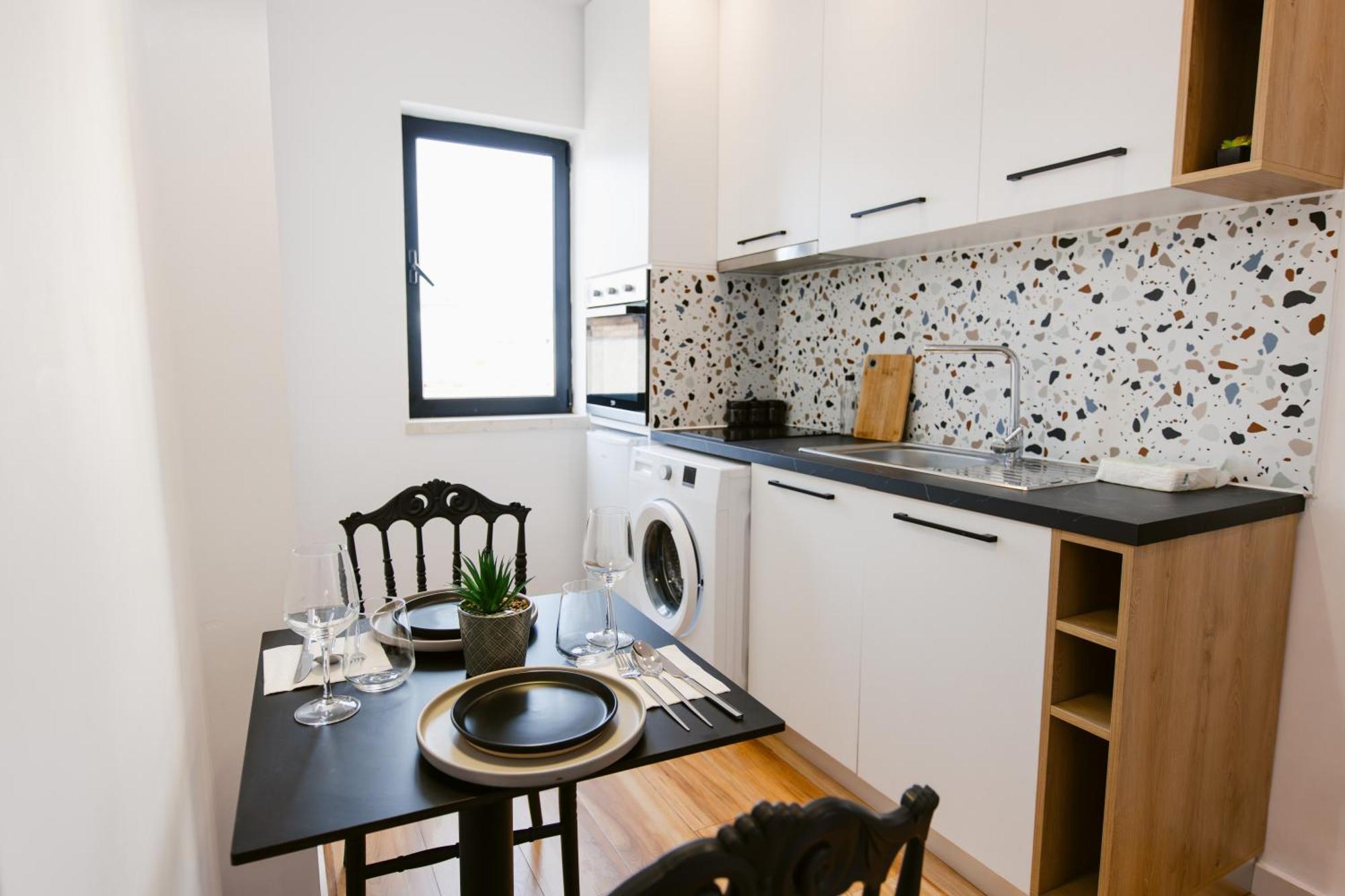 Durres Str Modern Apartments - The Nest Tirana Eksteriør billede